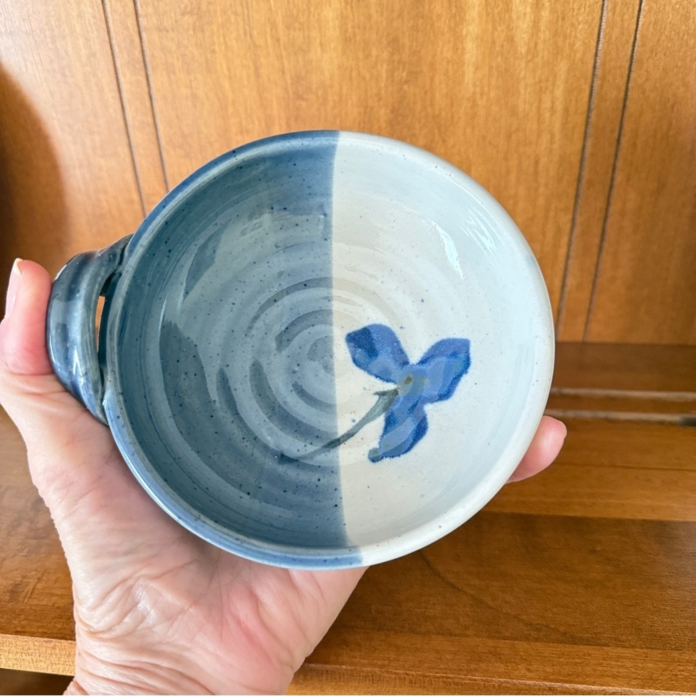 Follette Blue & Gray Glazed Pottery Bowl With Handle Artist Signed 5" Round - Picture 7 of 9